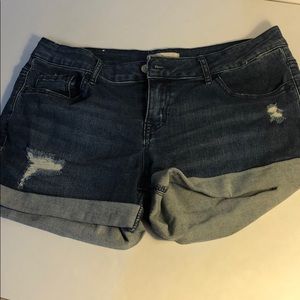 Altar’d State Jean Shorts size 26